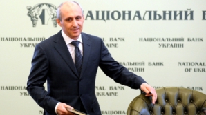 Demisiile se ţin lanţ în Ucraina! Guvernatorul Băncii Centrale a plecat din funcţie