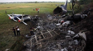 Tragedie aviatică în Tunisia: Cel puţin 11 persoane au murit