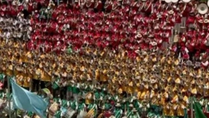 Peste 6.000 de muzicanţi au cântat la unison într-un orăşel din Bolivia 