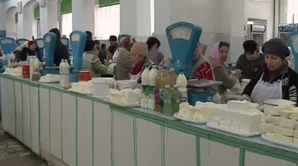 Oamenii, în goană după produsele pentru Săptămâna Albă. "Suntem creştini şi trebuie să respectăm tradiţiile" (VIDEO)