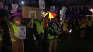 Proteste în Belgia: Oamenii cer autorităţilor să renunţe la legea care va permite eutanasierea copiilor