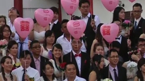 Căsătorie în masă în Malaezia. Festivitate în care 138 de cupluri au spus "Da" la unison