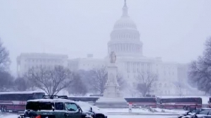 Furtună puternică de zăpadă în SUA: În şase state a fost emisă stare de urgenţă