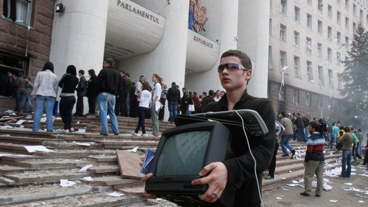 "Protestatarii din Ucraina au ocupat Chişinăul". Un site ucrainean a comis o gafă, care i-a amuzat pe internauţi (FOTO)