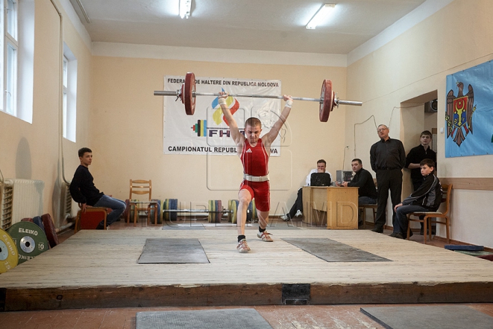 Cei mai buni halterofili din ultima perioadă au ratat Campionatul Moldovei din acest an