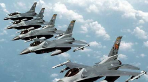 Revista presei internaţionale: SUA trimit 12 avioane de luptă şi aproximativ 300 de militari în Polonia