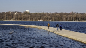 Săptămâna începe cu vreme la fel de frumoasă şi însorită