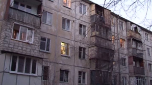 SCANDAL în capitală! Un grup de locatari s-a luat la harţă cu proprietarul unui teren de construcţii (VIDEO)