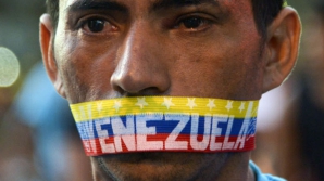 Proteste în loc de Carnaval! Oamenii au ieşit din nou pe străzile din Venezuela