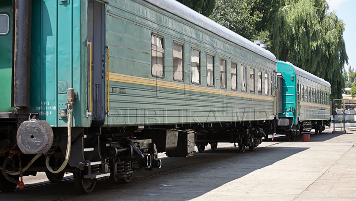 Pasagerii unui tren care circula pe ruta Moscova-Chişinău, jefuiţi pe teritoriul ucrainean