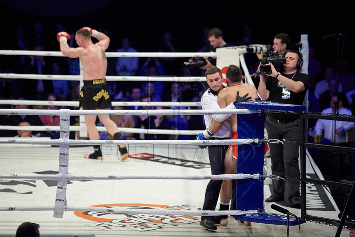 GALA KOK 2014: Kickboxerul moldovean Constantin Ţuţu l-a învins pe ucraineanul Igor Liapin (GALERIE FOTO)