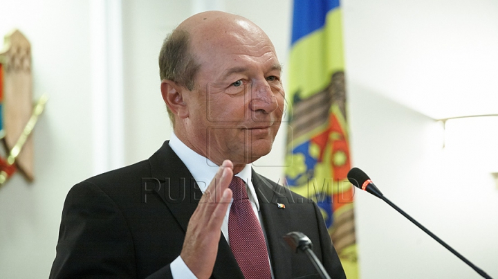 Băsescu către Putin: Nu faceţi niciun joc pe teritoriul Republicii Moldova