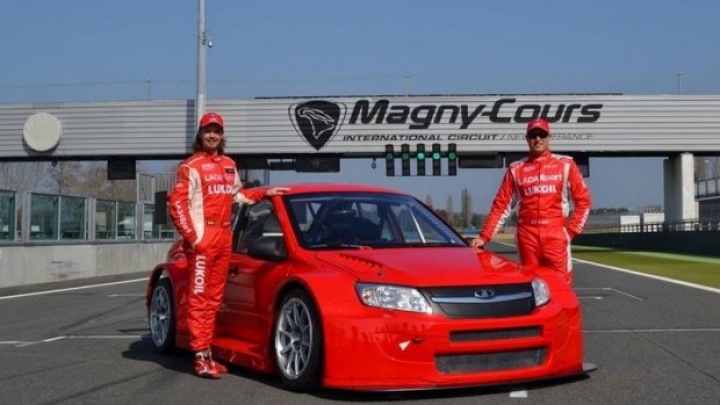 (FOTO) Ruşii vor concura la World Touring Car Championship cu o LADA