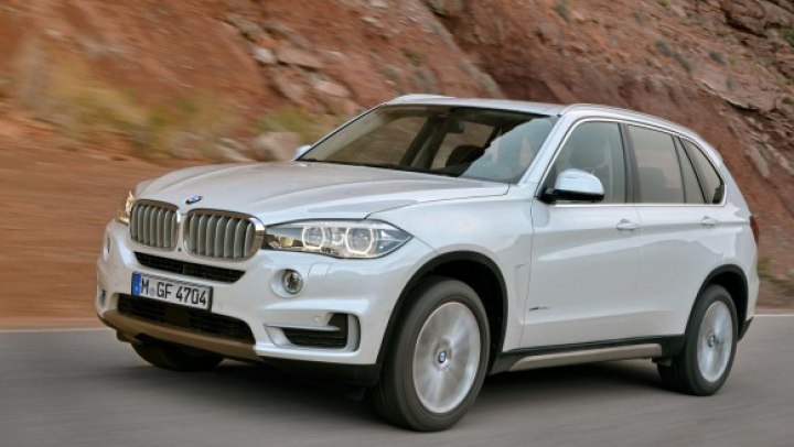 NOUTATE MULT AŞTEPTATĂ! Va fi lansat cel mai mare SUV din gama BMW X7