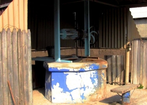 Neatenţia poate costa viaţa. O bătrână din Truşeni a căzut într-o fântână