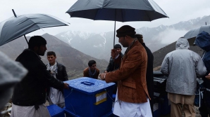 Alegeri prezidenţiale istorice în Afganistan