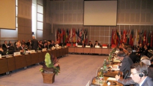 Ţările din triunghiului Weimar vor soluţii anti-criză pentru Ucraina şi cer Rusiei să se abţină de la escaladarea conflictului