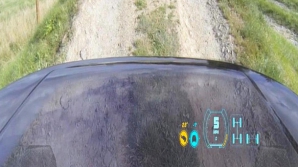 Tehnologie revoluţionară! Land Rover prezintă "capota transparentă" (VIDEO)