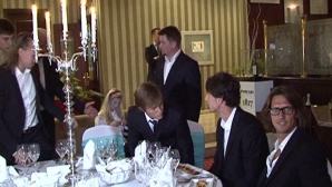  Cină festivă în ajun de Cupa Davis. Tenismenii echipelor Moldovei şi a Belarusului au uitat de rivalitate şi s-au distrat (VIDEO)