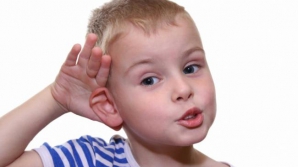 Premieră medicală în Moldova. O echipă de profesori vor efectua trei operaţii de auz la copii de trei anişori   