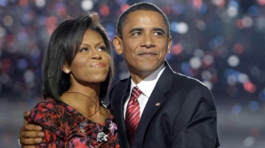 Gentlemanul Obama! Vezi cum liderul de la Casa Albă şi-a protejat soţia de un moment jenant (FOTO)