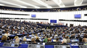 Vor să devină europarlamentari. 11 moldoveni candidează pe listele partidelor din România pentru un loc în Legislativul de la Bruxelles 