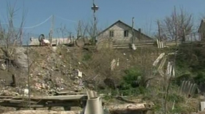 PERICOL într-un sat din Ceadâr-Lunga! Aproape 30 de oameni riscă să fie îngropaţi de vii (VIDEO)