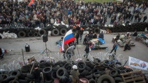 ULTIMATUM pentru separatişti: Autorităţile Ucrainei le dau timp până dimineaţa pentru a depune armele