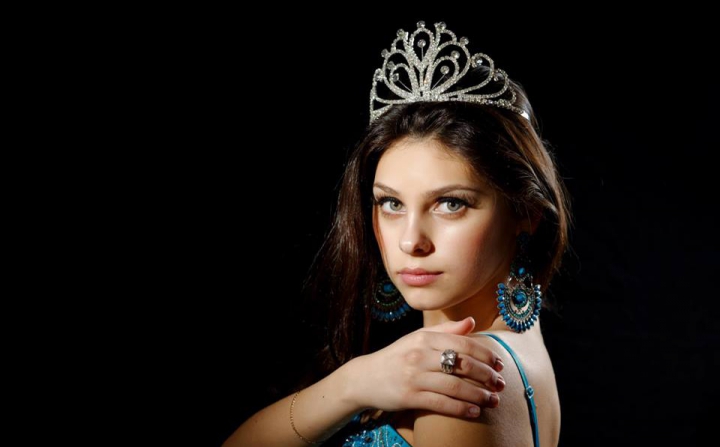 EA a câştigat concursul Miss Moldova 2014! GALERIE FOTO cu frumoasa care ne va reprezenta ţara la Miss World