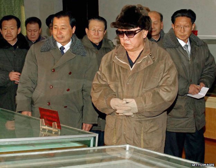 Cine sunt persoanele din ambianţa lui Kim Jong-un care iau mereu notiţe (FOTO)