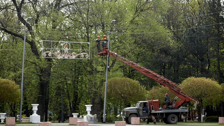 Autorităţile din capitală au decis să amenajeze Piaţa Marii Adunări Naţionale şi de Paşte (GALERIE FOTO)