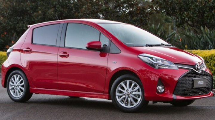 Toyota Yaris facelift – imagini şi informaţii oficiale 