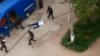 Răpiri peste răpiri în Lugansk! Persoane înarmate au sechestrat două automobile în plină stradă (VIDEO)