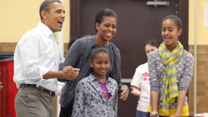 Alertă la Casa Albă. Un şofer îndrăzneţ s-a luat după maşina în care erau fiicele lui Barack Obama