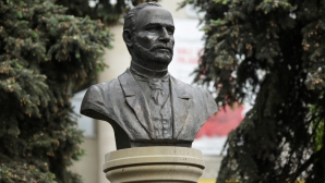 Un bust al fostului primar al Chişinăului, Carol Schmidt, a fost dezvelit în capitală