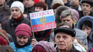 Separatiştii din Lugansk şi Doneţk cer alipirea celor două regiuni la Rusia