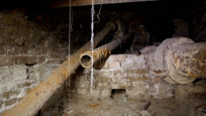 EXPLOZIE în centrul Chişinăului. Un bebeluş şi mama lui au ajuns la spital