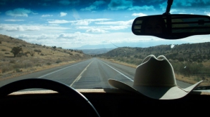 Doi suporteri din Mexic vor merge cu maşina la Mondialul din Brazilia