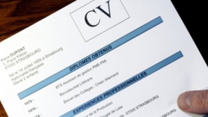 Cele mai ciudate CV-uri. Angajatorii au rămas uimiţi (FOTO)