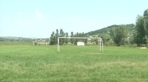 Sătenii din Cărpineni îşi spun doleanţele la Publika TV. Campania "Moldova are glas" a sosit în raionul Hânceşti 