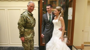 Apariţie neaşteptată! Un cuplu din Marea Britanie l-a avut сa oaspete neinvitat la nunta lor pe Prinţul Charles
