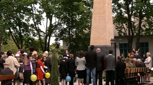 Ziua Victoriei, marcată la Slobozia. A fost inaugurat un monument în memoria ostaşilor căzuţi în război 