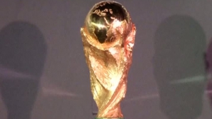Trofeul Cupei Mondiale a ajuns la destinaţia finală - Brazilia