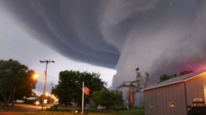 Natura s-a dezlănţuit. Două oraşe din SUA au fost distruse de tornade