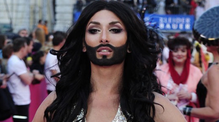 ADEVĂRATA faţă a femeii cu barbă! Cum arăta Conchita Wurst când era "bărbat" (FOTO)