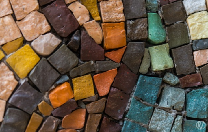 OZN-ul din Balcani sau "nava extraterestră" închinată comunismului, în paragină de 20 de ani (GALERIE FOTO)