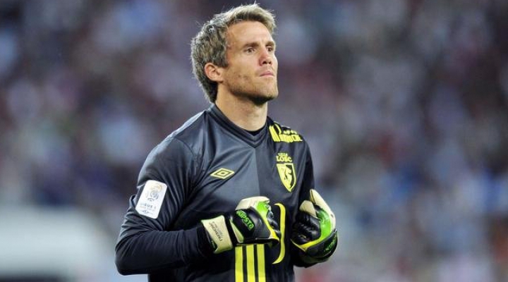 Portarul francez al formaţiei Bastia, Michael Landreau, se retrage din activitate. Goalkeeperul deţine un record absolut