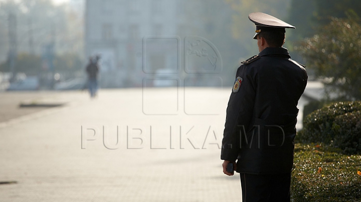 Un poliţist din Rezina, CONDAMNAT la puşcărie. Omul legii a bătut un bărbat