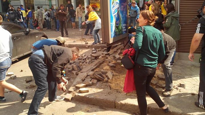 VIDEO. Odesa în FLĂCĂRI, printre cei 38 de decedaţi se numără 15 ruşi şi cinci locuitori ai regiunii transnistrene (FOTO)