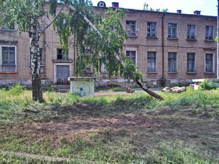 Cum arată oraşul Sloviansk după o luptă dintre militarii ucraineni şi insurgenţii proruşi (FOTO/VIDEO)